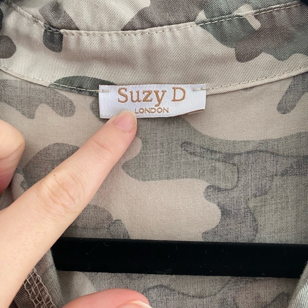 SUZY D LONDON Oversized Button Back Camo Tunic Women’s Blouse in Size M - Picture 4 of 7